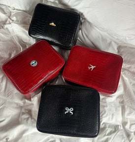 Icon Croc Pouch